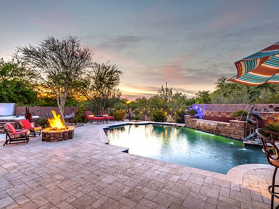 2nd image of 2040 W Whisper Rock Trl