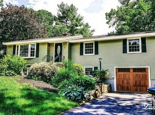 8 Ranch Rd, Chelmsford, MA 01824