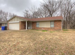7601 S Juniper Pl, Broken Arrow, OK 74011
