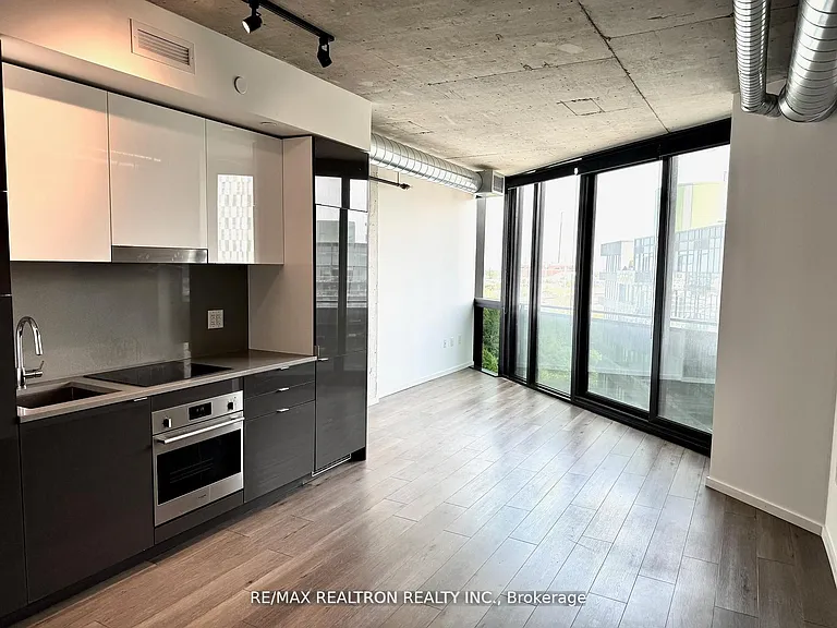 21 Lawren Harris Sq #1101 — Photo 7
