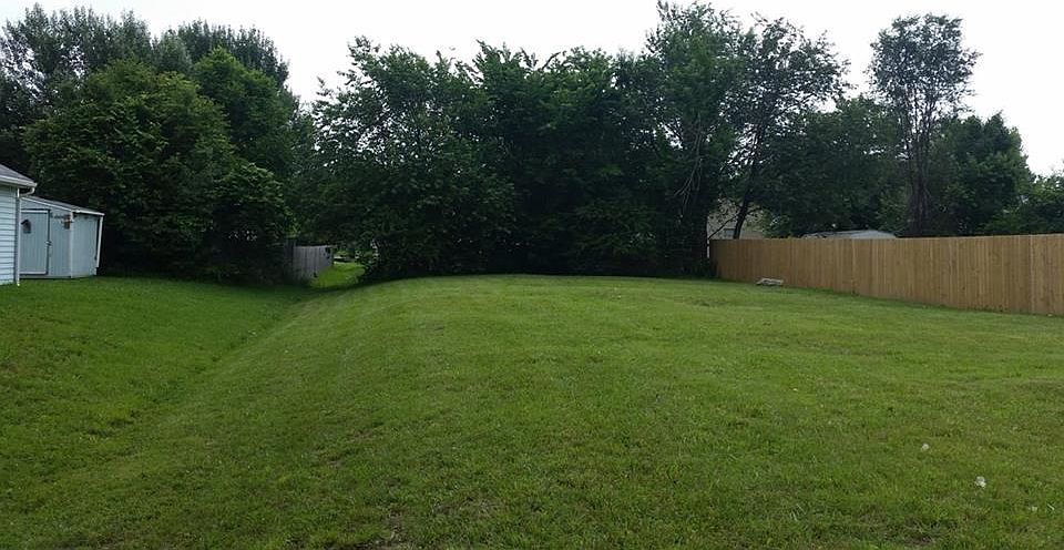 1st image of 1229 N 12th Pl