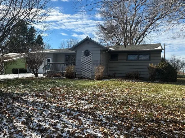 212 N 8th St, Kiester, MN 56051