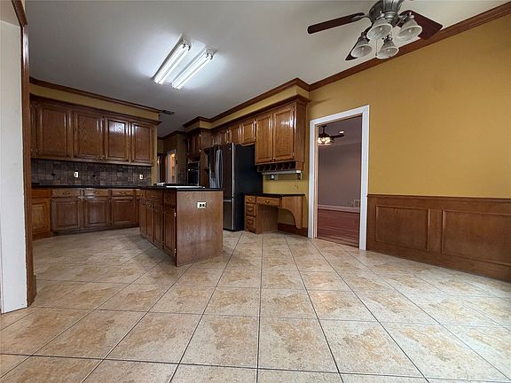 4th image of 2341 Serenity Ln