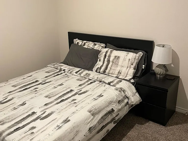 2033 Amarillo Pl — Photo 2