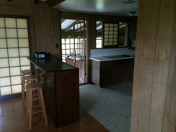 5th image of 221 W Lanikaula St
