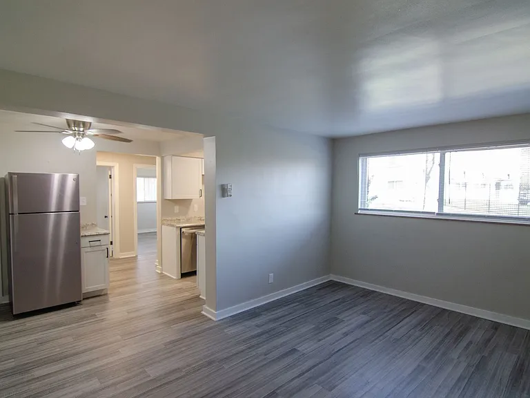 Newly Upgraded Apartments -The Courtyard at Park Hills, Minutes from Downtown — Photo 30
