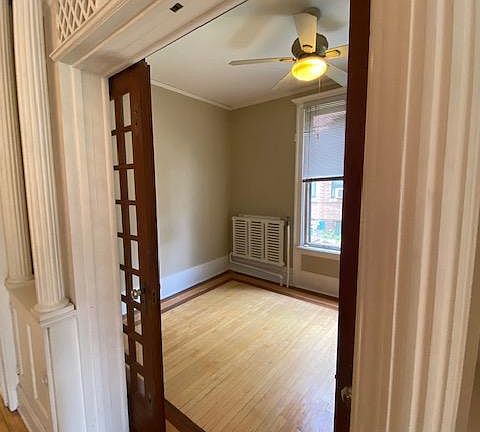 4th image of 737 N Corona St