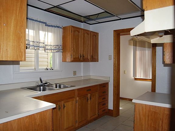 UPDATED KITCHEN