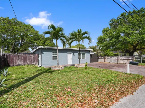 1803 SW 43rd Way, Fort Lauderdale, FL 33317