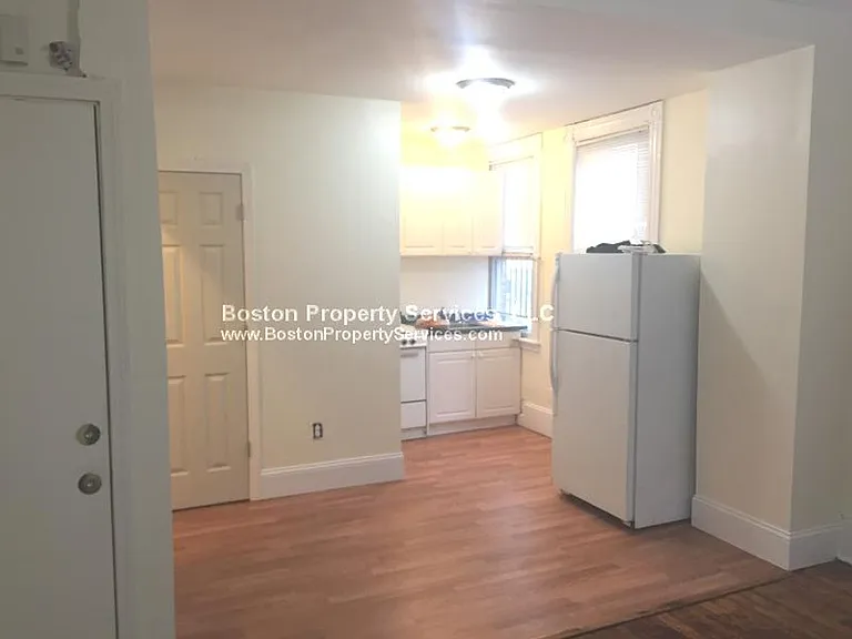 6 Shepherd Ave — Photo 4