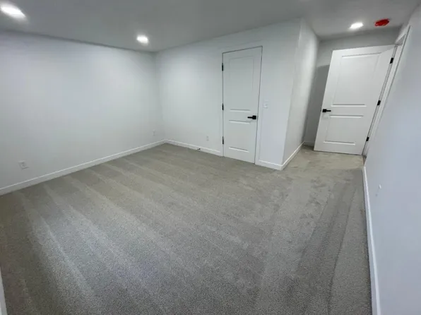 (undisclosed Address), Eagle Mountain, UT 84005