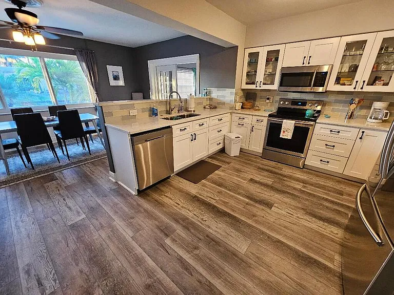 Kitchen & Dining Room