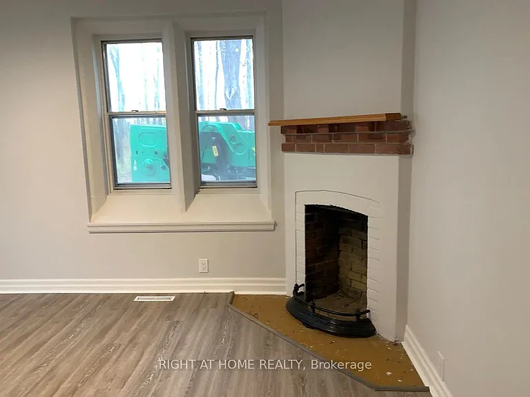 13760 Keele St — Photo 10