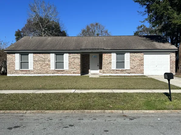 8267 Yolanda Ct, Jacksonville, FL 32210