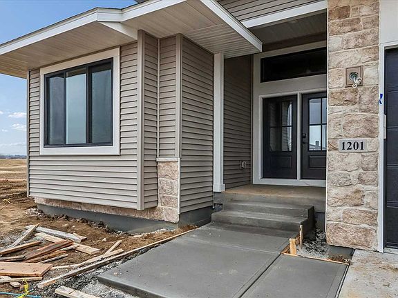 4th image of 1201 Timber Trl