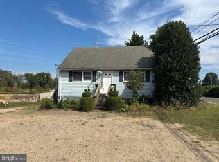 8901 Oxon Hill Rd, Fort washington, MD 20744