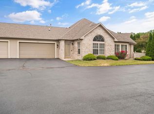 5214 Coventry Ln, Fort Wayne, IN 46804