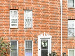 36 Fairfax Vlg, Harrisburg, PA 17112