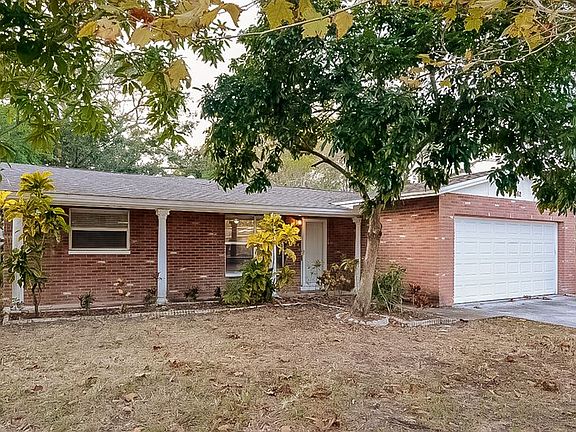 2nd image of 2162 Poinciana Ter