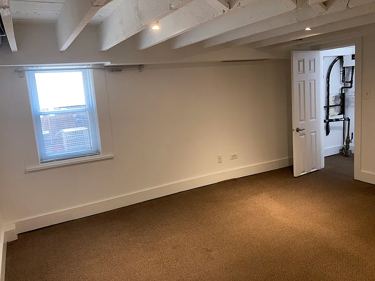 2941 N Racine Ave #COACH HOUSE — Photo 17