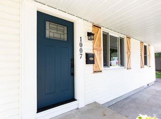 1007 W Poplar St, Mascoutah, IL