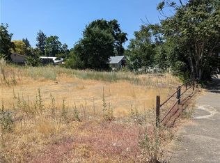 220 4th St #1, Lakeport, CA 95453