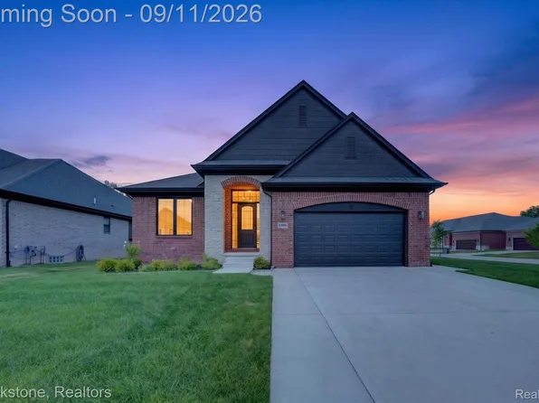 12891 Preston Pointe Dr, Shelby Township, MI 48315