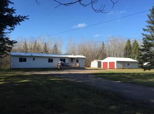 1058 S Westshore Dr, Sault Sainte Marie, MI 49783