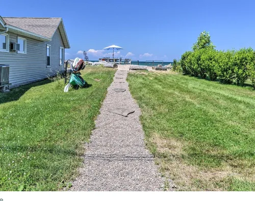 43 E Wautoma Bch Photo 1