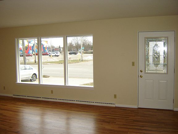 5th image of 271 68th St SW