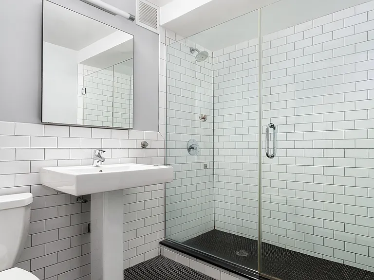 264 Water St #3B — Photo 8