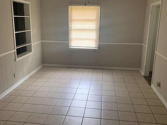 4th image of 1531 Flamingo Ln