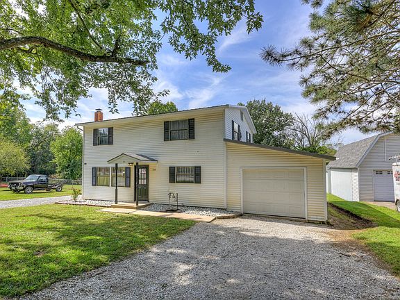2nd image of 154 Vista Lane
