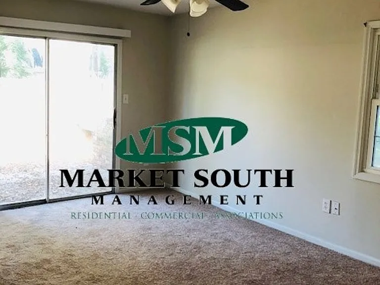 306 Sandy Springs Rd — Photo 6