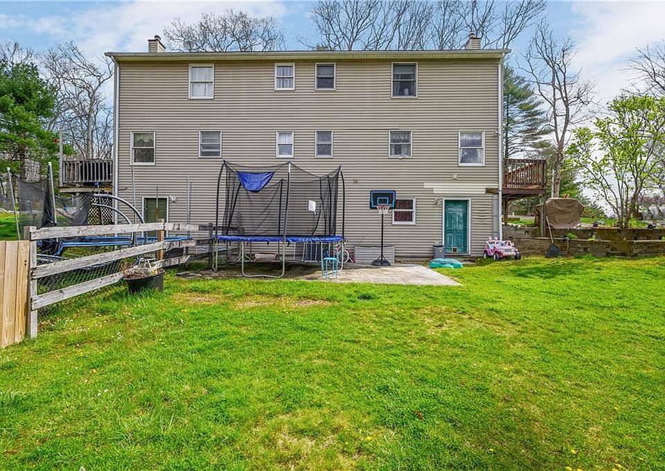 456 Hill Rd Pascoag RI Zillow