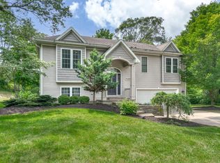 7104 30th St SE, Ada, MI 49301