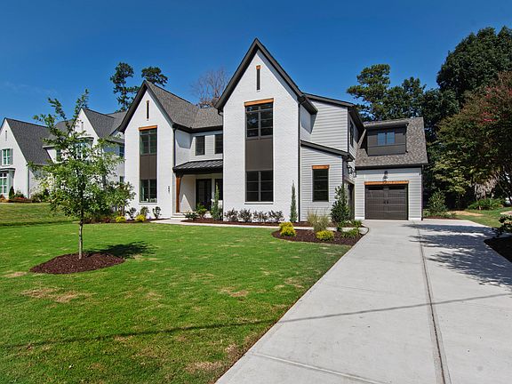 2nd image of 221 Dublin Rd