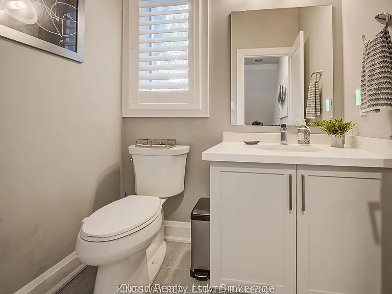33 Jarvis St — Photo 13