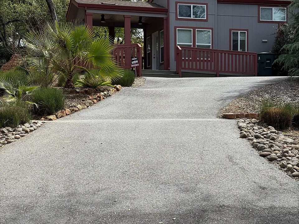 13240 Bel Air Dr