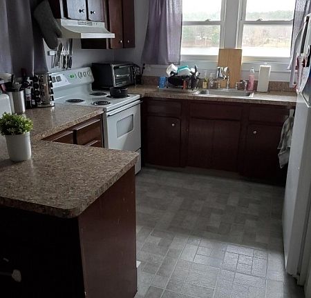 5th image of 404 C St