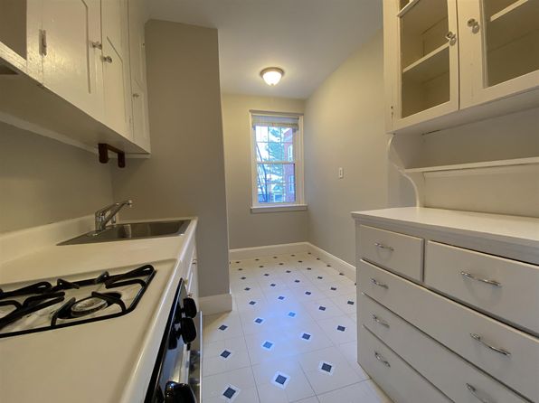 (undisclosed Address)