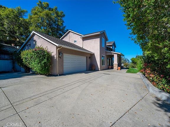 3rd image of 245 Robles Rd