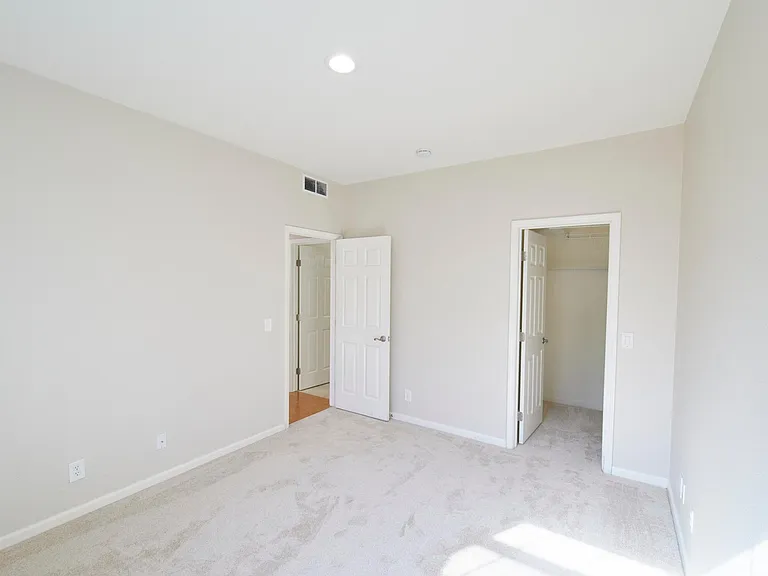 7031 Dublin Meadows St — Photo 27