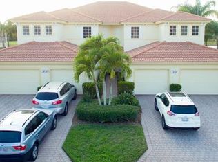 3041 Meandering Way APT 201, Fort Myers, FL 33905