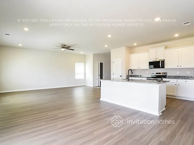 3371 Fox Hall Dr — Photo 5