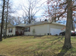 218 N Maple St, Blue Eye, MO 65611