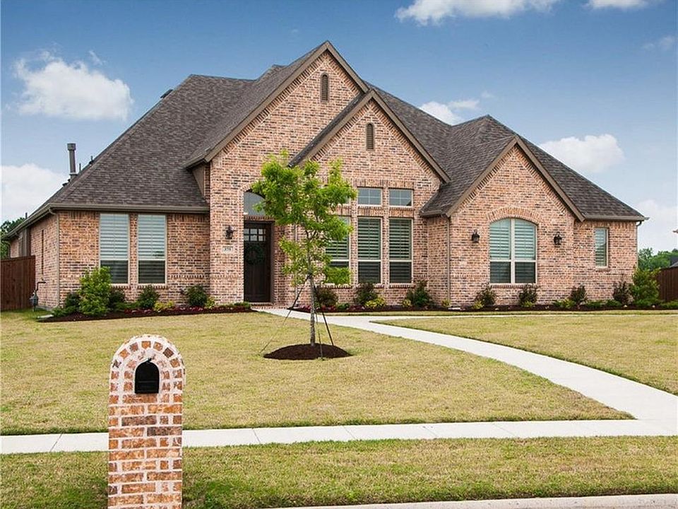 1st image of 375 Tavenner Ln