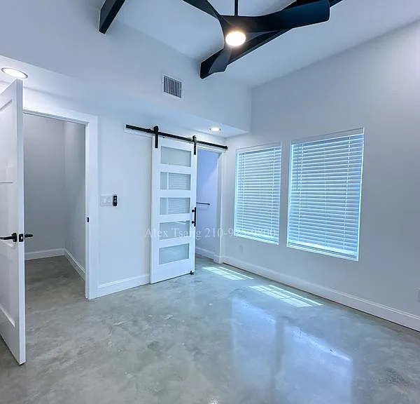 218 S Olive St #2101 — Photo 16