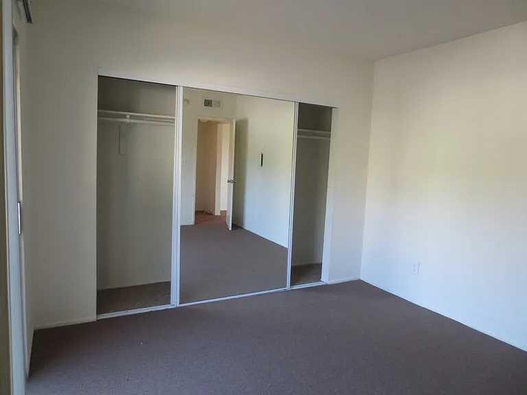 2537 Hancock St #9 — Photo 3