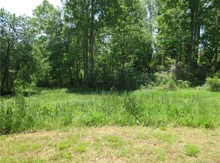 2671 Williamsburg Dr, Claremont, NC 28610